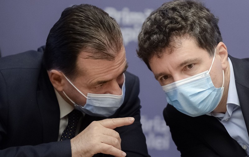 Câți bani a cheltuit Nicușor Dan pe Facebook ca să facă reclamă pentru PNL și Orban