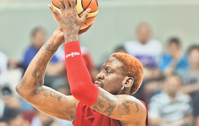 Fostul baschetbalist american Dennis Rodman vrea premiul Nobel pentru pace