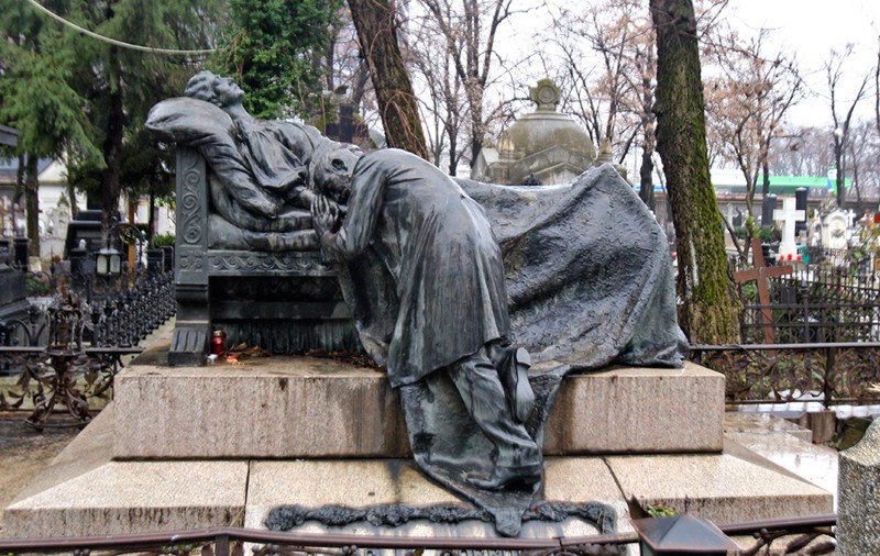 POVEȘTILE IMPRESIONANTE din Cimitirul Bellu! Află ISTORIILE NEMAIPOMENITE ale cimitirului-emblemă din Capitală