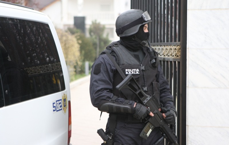 Un suspect de terorism a fost arestat în Olanda. Plănuia un atentat în Franța
