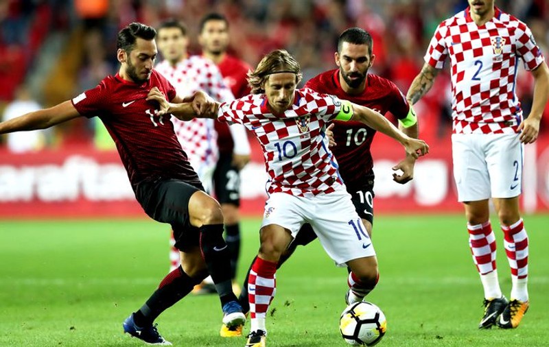 Un fotbalist croat îşi vinde medalia de bronz de la CM 1998. Nu se cunoaște numele său. UPDATE S-a găsit medalia care e în Australia