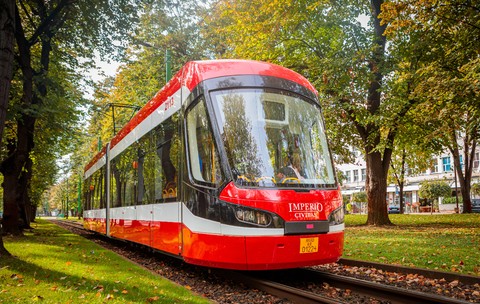 Orașele din România în care transportul public va fi gratuit sau la preț redus: în Arad, biletul va costa 1 leu