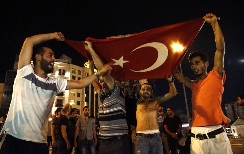 UPDATE / Viceprimarul districtului Sisli din Istanbul, împuşcat în cap, a murit