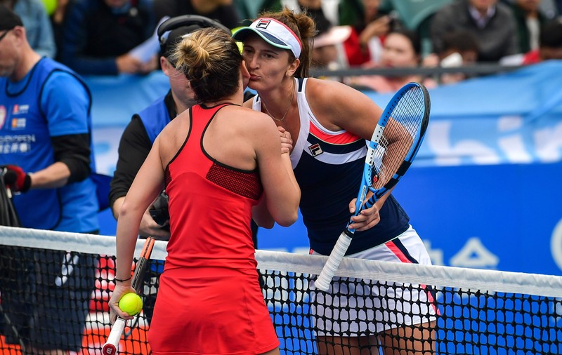 Simona Halep a lăudat-o pe Irina Begu, după finala de dublu câștigată la Shenzhen: “Ea a jucat mai bine”