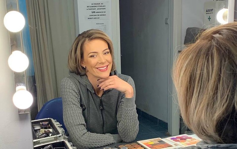 Roxana Ciuhulescu își mărește sânii. "Aș avea toate scuzele să fac asta"