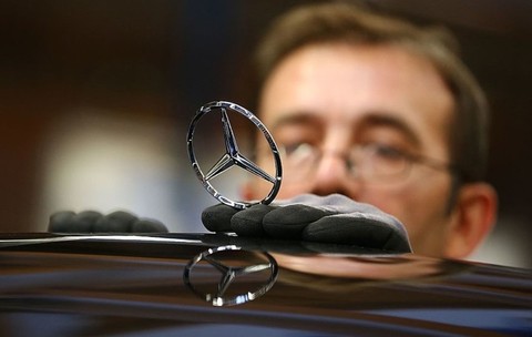 Mercedes compară costurile din Germania cu cele din România. Sursă foto: Getty Images.