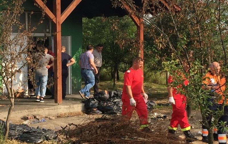 Crimă în județul Timiș. O femeie a fost ucisă cu toporul de fostul concubin