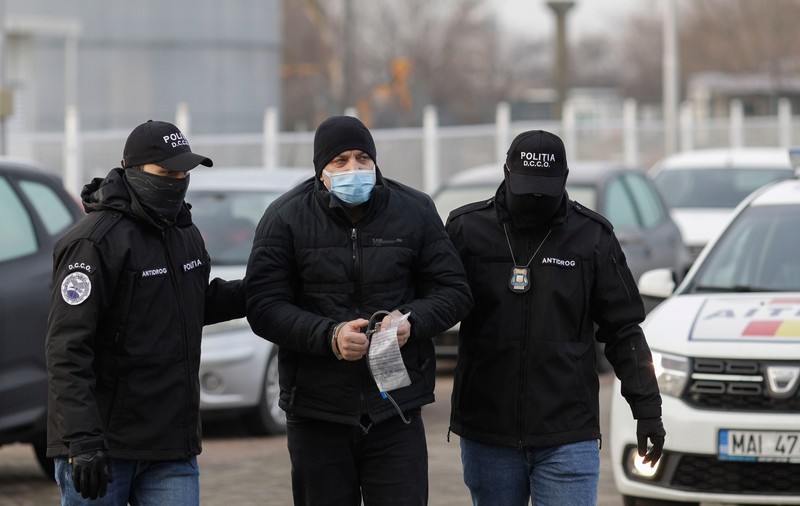 Liderul grupării „Hells Angels” din România, extrădat în SUA. Marius Lazăr este acuzat de trafic de droguri și spălare de bani