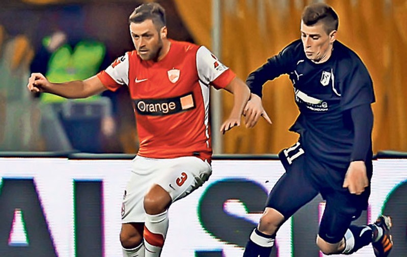Doi «studenţi» la Dinamo!