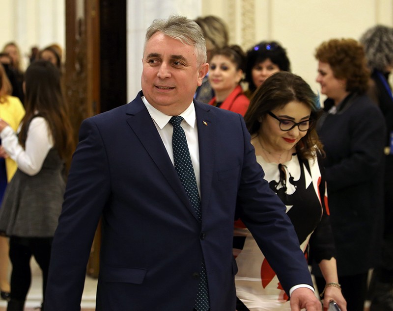 FOTO. Femeile din PNL își cer drepturile. Raluca Turcan: Să nu fie decisă soarta unor doamne la șprițurile tipic masculine