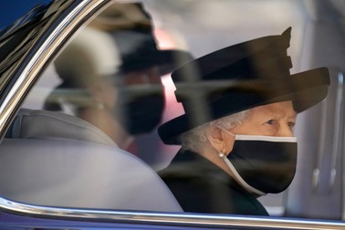 Regina Marii Britanii a asistat la înmormântarea soțului ei FOTO: Profimedia