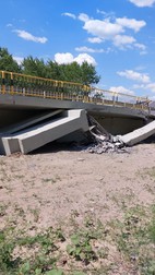 Podul peste Siret care s-a prăbușit joi | Foto: Știri de Neamț