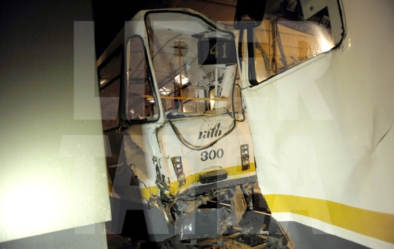 Vatmanul care a provocat accidentul din pasajul Lujerului şi-a recunoscut vina