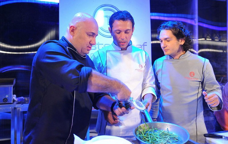 Vă era dor de ei? Cei trei juraţi de la "MasterChef" se întorc într-un nou sezon!