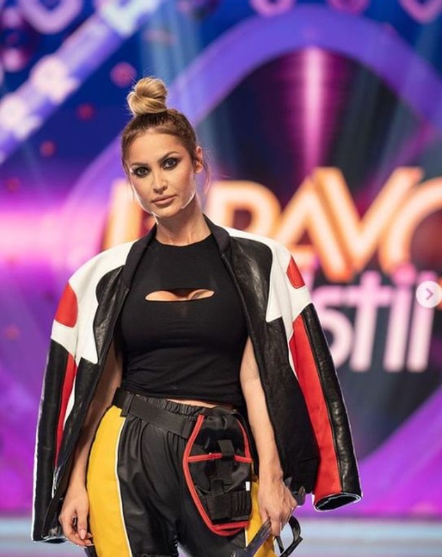 Nicoleta Dragne, fosta ispită de la „Insula Iubirii”, însărcinată pentru a doua oară. „Mă ia amețeala, îmi crește tensiunea”