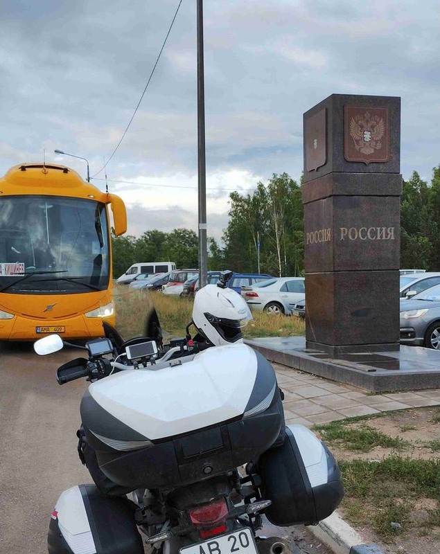 Din România până în Coreea de Sud pe motocicletă: un traseu de 36.000 de kilometri făcut în 91 de zile. Cifrele unei călătorii extraordinare