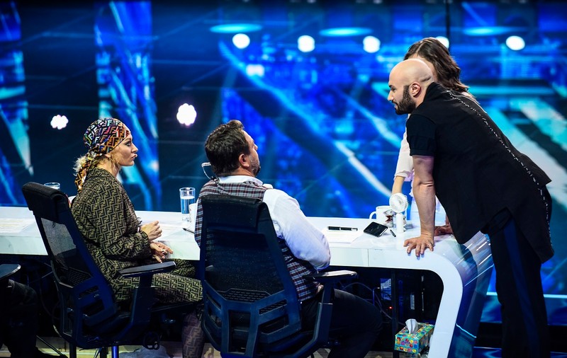 Bendeac, pe scena “X Factor”. “Toată  viaţa am susţinut că dragostea nu trebuie să se întâlnească niciodată cu lucrurile profesionale!”