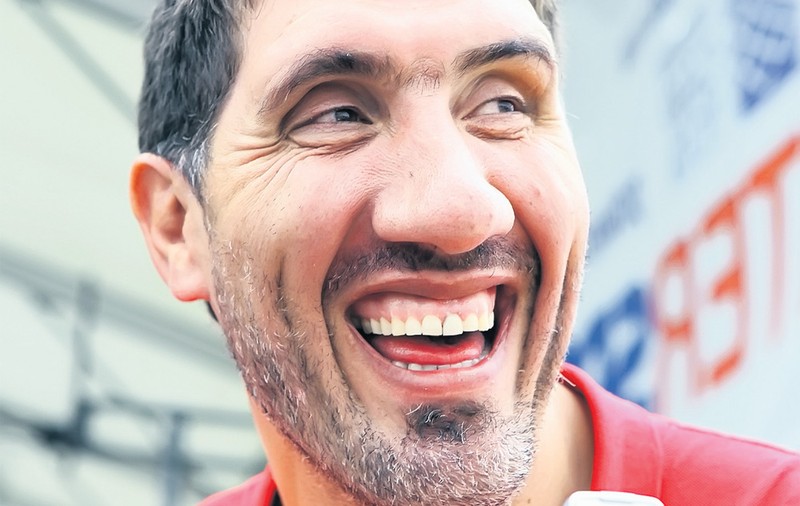 Ghiţă Mureşan, singurul român care a evoluat în liga profesionistă nord-americană şi cel mai înalt jucător din istoria NBA, explică de ce a reuşit