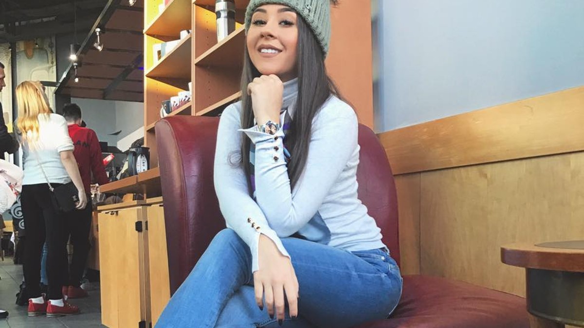 Nicole Cherry și-a sărbătorit majoratul.