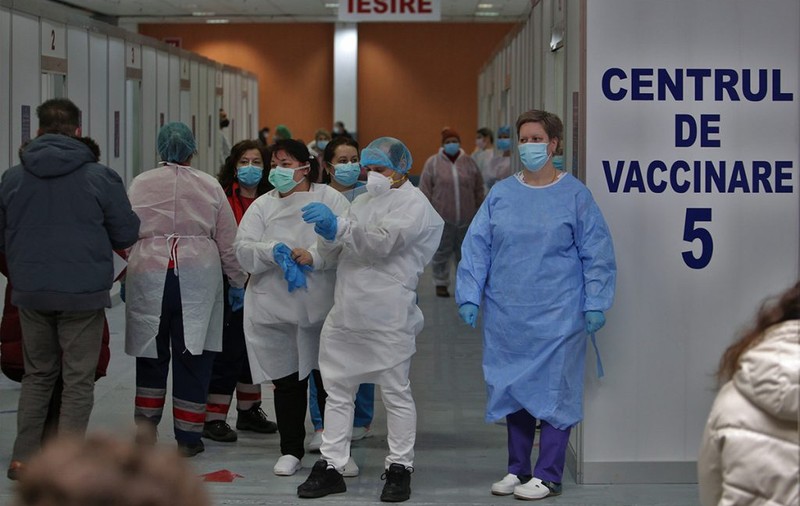 Românii care au cont în platforma de vaccinare pot programa alte 1.000 de persoane. Care era pragul până acum