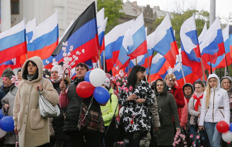 Republicile separatiste Donețk și Luhansk vor cere în mai, prin referendum, alipirea la Rusia, scrie o publicație independentă rusă