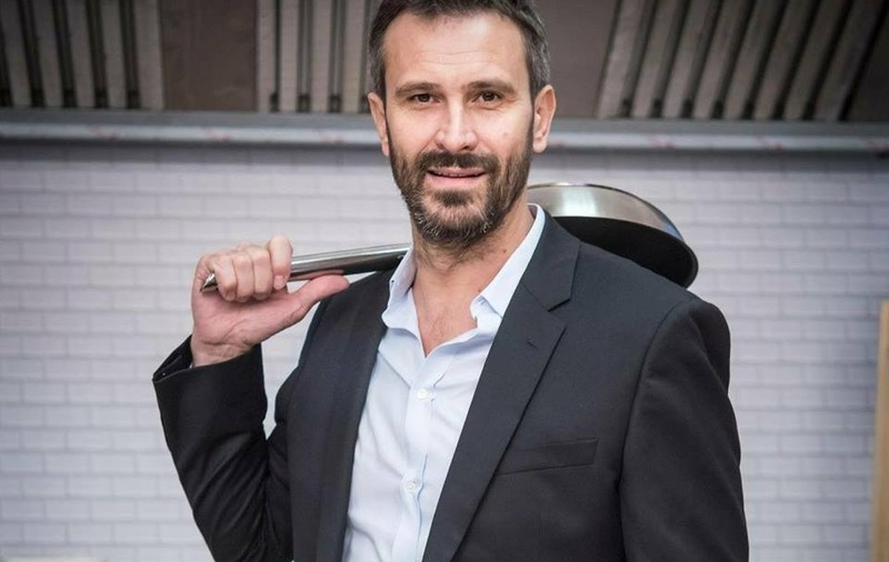 Cine prezintă emisiunea Star Chef alături de Nicolai Tand. Este o cunoscută interpretă de muzică populară