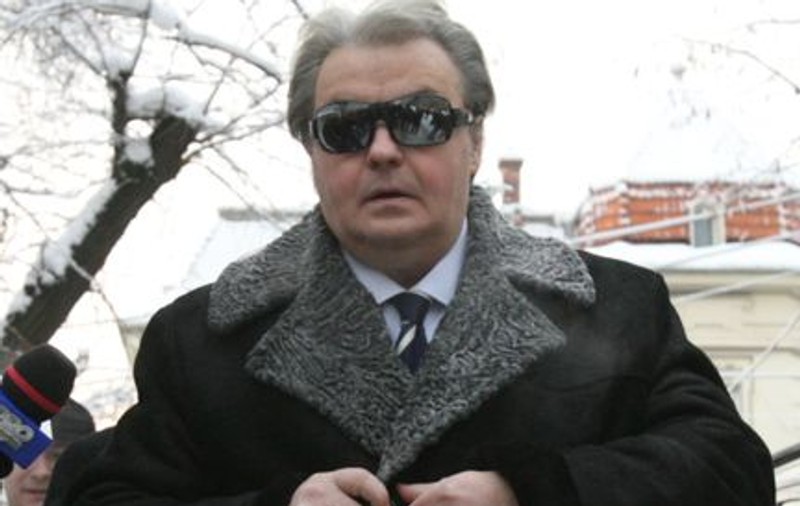 Vadim scrie din spital: "Le dau o veste proastă duşmanilor mei: sunt sănătos tun"