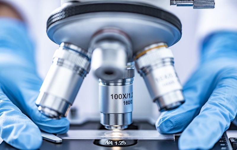 Vaccinul împotriva coronavirusului este aproape gata. Israel anunță când ar putea să apară pe piață