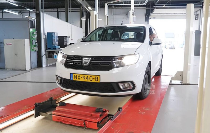 Cum arată o Dacia Sandero pe GPL după 300.000 de kilometri: experiența unui pasionat auto olandez