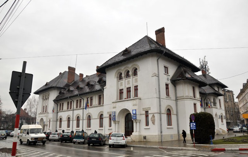 Conducerea Primăriei Târgu Jiu este acuzată de plagiat