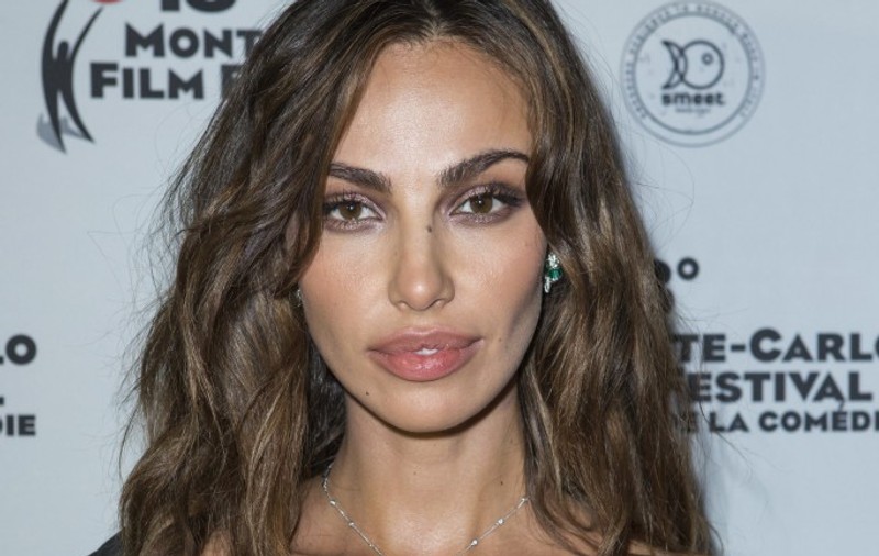 Prima apariție la un eveniment a Mădălinei Ghenea după ce a născut. A arătat spectaculos