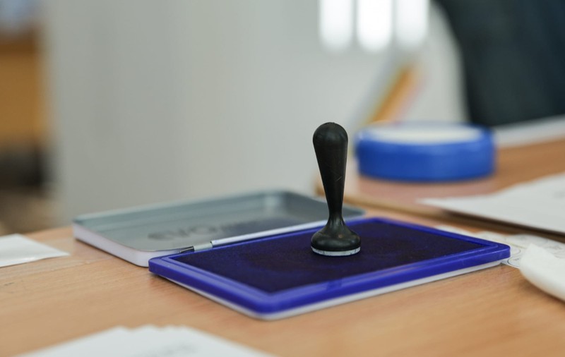 Alegeri prezidențiale 2025: Dosar penal în Timiș după ce un bărbat fără drept de vot, a fost lăsat să voteze, deși apăruse alertă în sistem