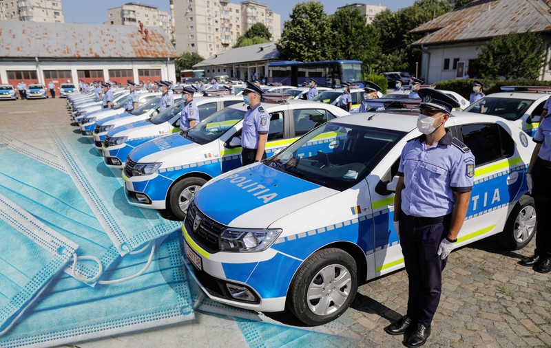 Ministerul Justiției, Poliția și Parchetele au cumpărat măști cu falsă protecție de la firma care avea în organigramă un interlop pe un post special, acela de mituitor