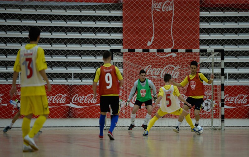 Liceenii te așteaptă la meciurile finale ale Cupei Coca-Cola la fotbal 2014!