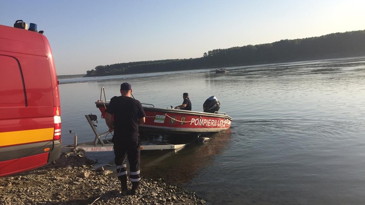 Un elev din Slatina a fost găsit mort pe malul râului Olt. Poliția face verificări