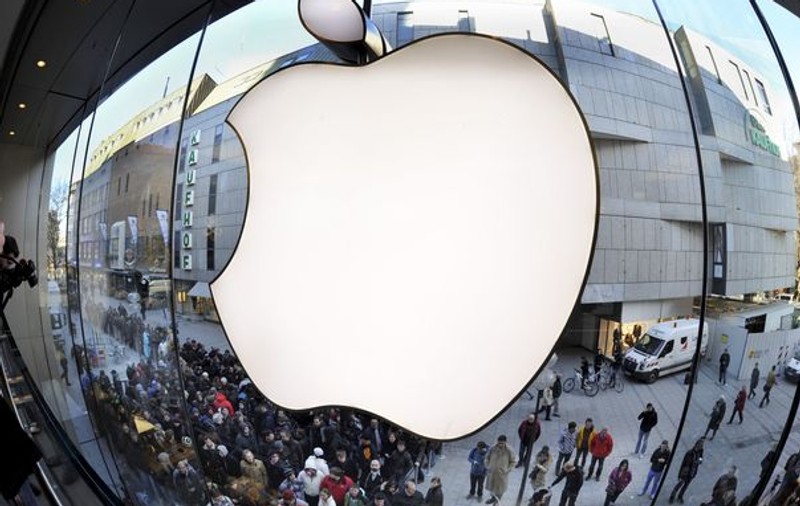 Câți bani au în conturi giganții IT. Apple are 285 de miliarde de dolari, mai mult decât tot PIB-ul României. Microsoft și Google, peste 100 de miliarde de dolari fiecare
