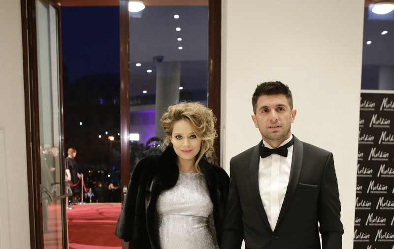 Laura Cosoi, experiență unică la Ierusalim. “Îl țineam strâns de mână și îi mulțumeam”