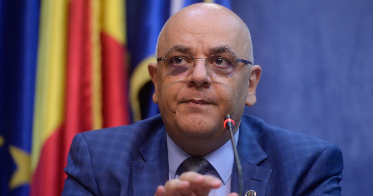 Raed Arafat: ”Dacă are orice simptom de răceală, copilul nu trebuie dus la școală. Ne așteptăm să apară focare”