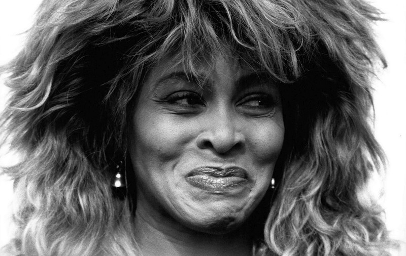 Top 10 melodii Tina Turner. Legendara cântăreață a lansat hit după hit