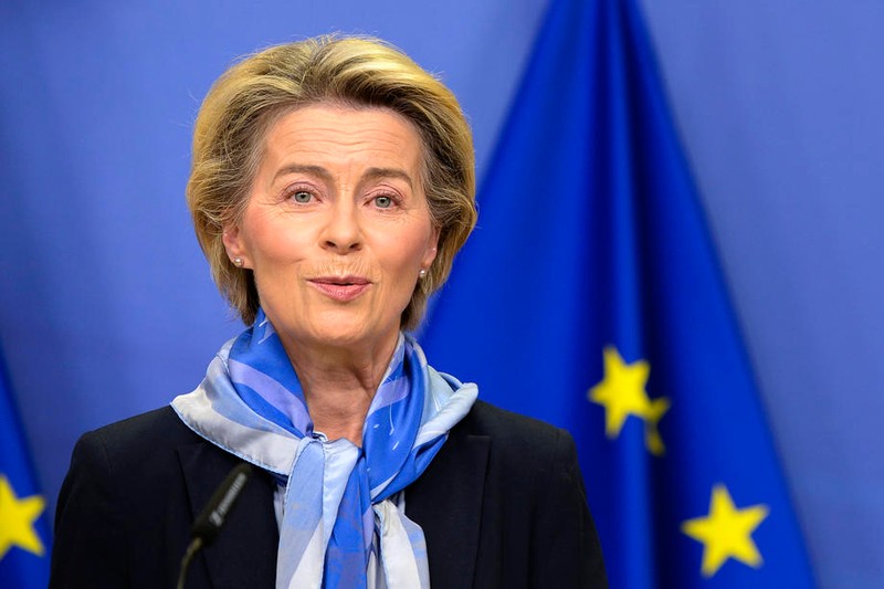 Președinta Comisiei Europene, Ursula von der Leyen, a anunțat pe 21 decembrie autorizarea vaccinului Pfizer/BioNTech | Foto: EPA