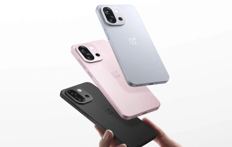 Cel mai nou telefon puternic și compact de la OnePlus, 13T, nu se va lansa și în România
