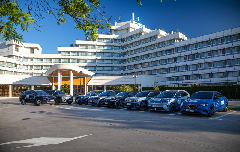 BMW iX3 a câștigat Best Electric Car România 2026. Testul real de 700 km a scos în evidență adevărul despre mașinile electrice în România