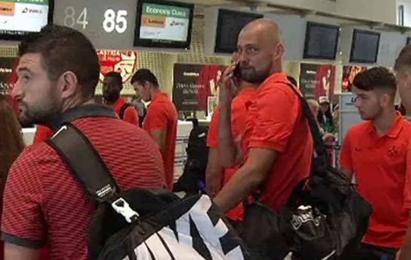 Steaua a plecat în primul cantonament al verii. Tamaș a afișat un nou look