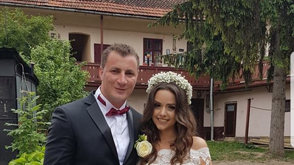 Polițistul Marian Godină s-a căsătorit