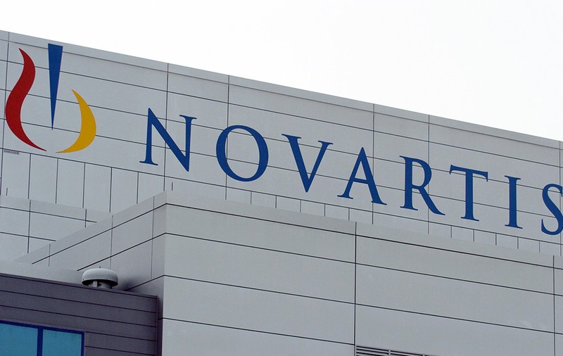 Novartis donează aproape 500.000 de dolari României. Banii vor fi gestionați de autoritățile sanitare