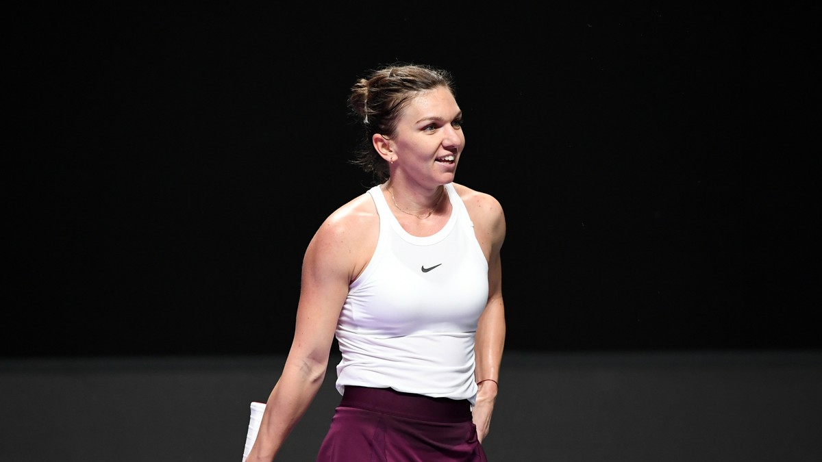 Ce cadou a primit Simona Halep la meciul Metaloglobus vs Farul