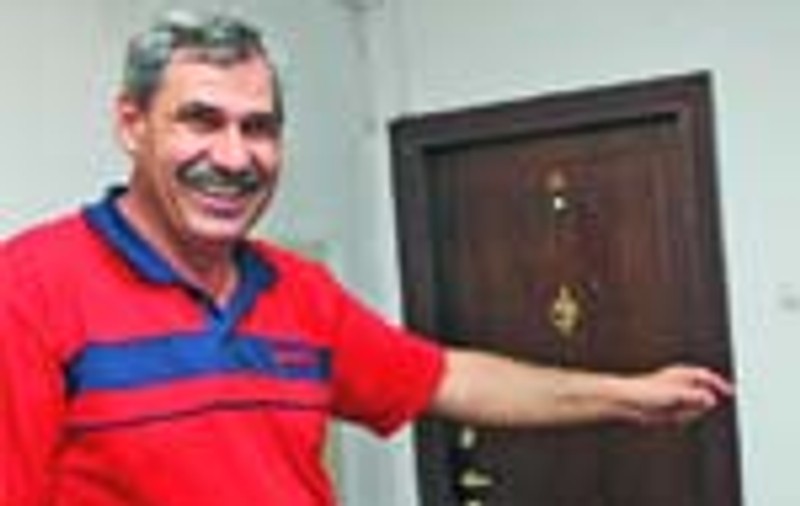 Castigatorul de la Loto a plecat din tara