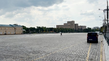 Universitatea Karazin, văzută din Piața Libertății din Harkov.
