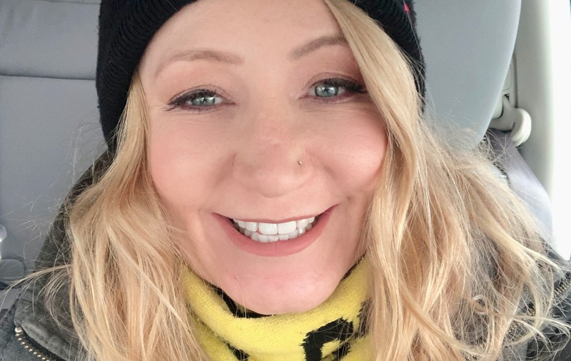 Femeia rămasă fără nimic după incendiul provocat de accidentul mortal al actriței Anne Heche a strâns o avere din donații