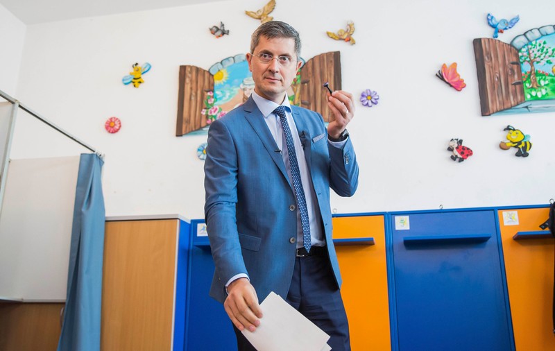 Dan Barna, după ce a votat: ”Ștampila aceea mică este puterea pe care o are orice cetățean”